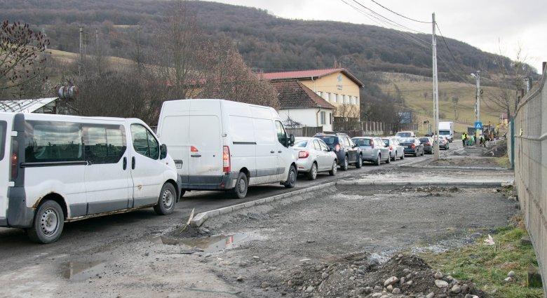Aszfaltozni fognak hétfőtől Székelyudvarhely bejáratánál – kerülőt javasolnak