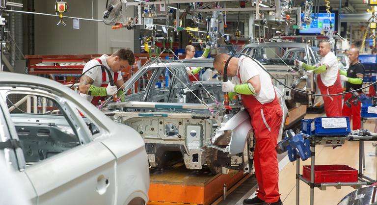 Reagált az Audi a győri akkumulátorgyárról szóló hírekre
