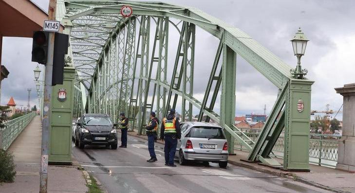 Szlovákia felé szigorítják a határellenőrzést: sok magyar utazót érinthet