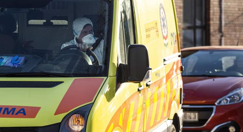 Brutális baleset Nagykőrösnél: egy sofőr szörnyethalt a frontális karambolban
