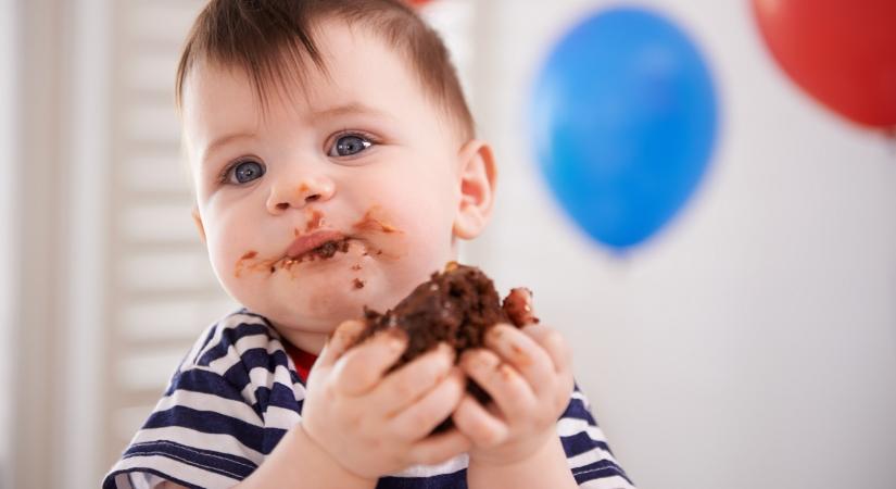 “Nem értették, miért nem akarom, hogy cukrot adjanak a pici gyerekemnek” – babonák és édességek között nőnek a török babák