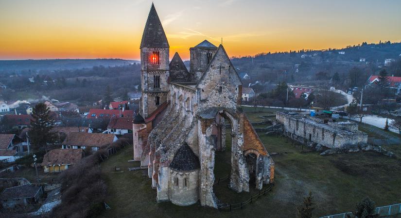 Jubileumi, negyvenedik évadját kezdi meg a Zsámbéki Nyári Színház június 2-án