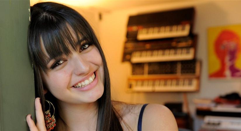 Diszlájkokkal csinálták ki a 13 éves lányt, aki a YouTube miatt lett világhírű