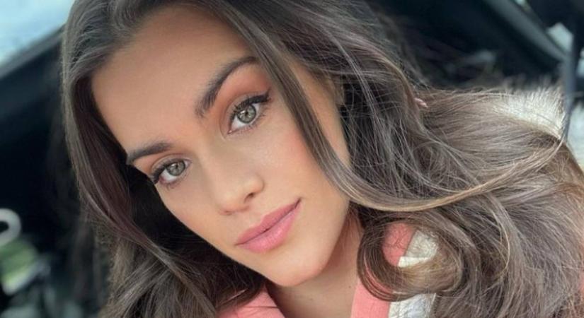 Gelencsér Timi elképesztően dögös ebben a bikiniben