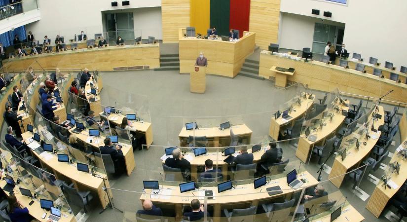 Litvániában az elnökválasztással együtt tartanak népszavazást a kettős állampolgárságról