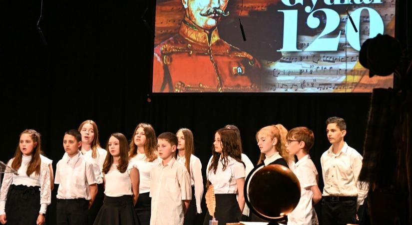Fennállásának százhuszadik évfordulóját ünnepli az abonyi iskola