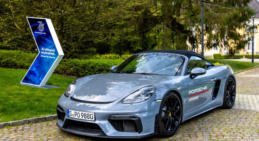 A teteje egy vicc, de ahogy megy, az magáért beszél - Porsche 718 Spyder menetpróba