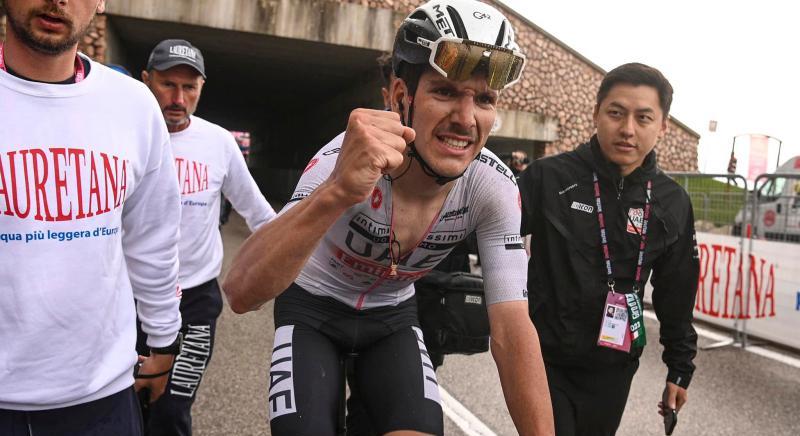 Giro d'Italia hírek: ismét Almeida akciózott, Thomas visszaszerezte a rózsaszín trikót, a sprinterek következhetnek