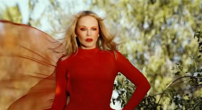 Kylie Minogue visszatért, és dögösebb, mint valaha - Így néz ki most a világsztár, aki új dalt hozott nekünk