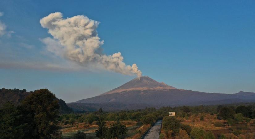 Hatalmas kitörést produkált a Popocapétetl vulkán, kitelepítéseket kellett végrehajtani