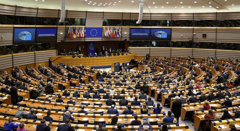 Juhász Hajnalka: Az Európai Parlament felvetése sérti az uniós jogot