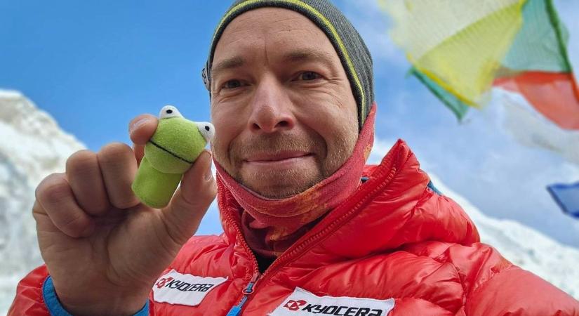 Továbbra sincs biztos hír Suhajda Szilárdról, de valakit láttak a Mount Everest csúcsán