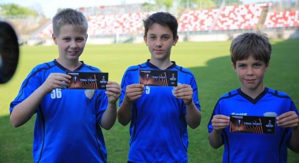 Harminc ifjú labdarúgó utazhat a Puskás Arénába