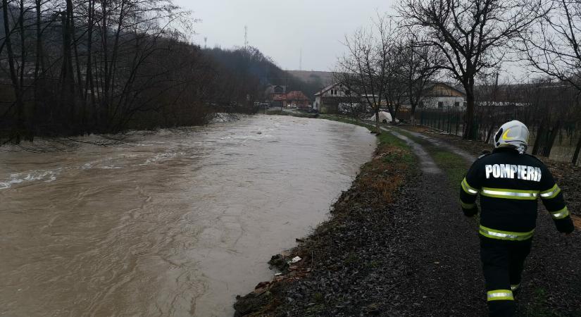 Elsőfokú árvízkészültség 15 megyében