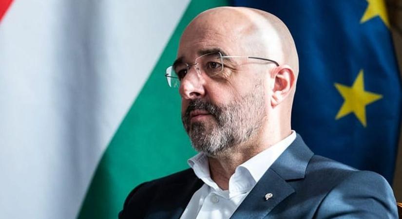 Kovács Zoltán: a magyar kormány nem enged az Európai Parlament nyomásának