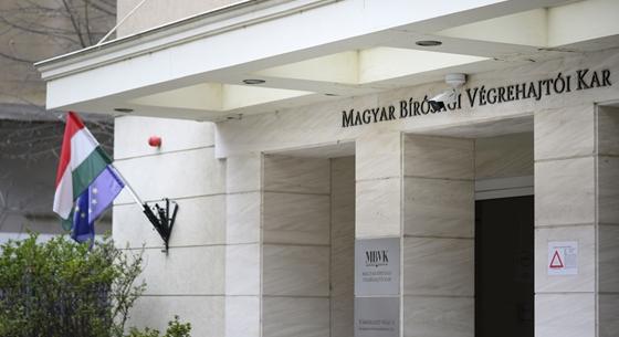 Varga Judit egyetemi évfolyamtársa lett Schadl utódja a végrehajtói kar új élén