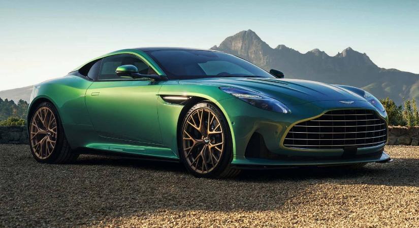 Több erő, több luxus: itt az Aston Martin DB12