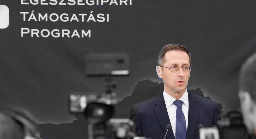 Segítsünk Varga Mihálynak, mert ezt jól benézte…..
