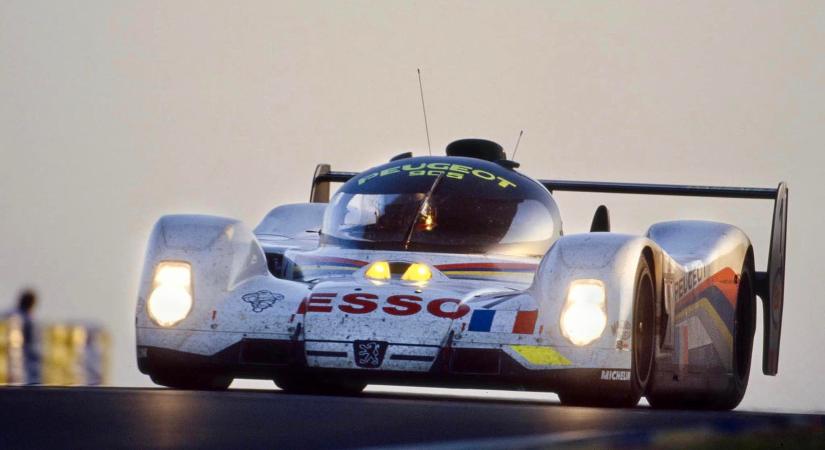 Harminc éve aratott hármas győzelmet a Peugeot 905