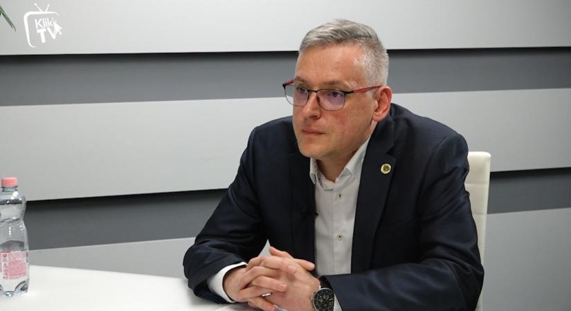 Pollreisz Balázs: még nem találkoztam Győrben olyan emberrel, aki támogatja az akkumulátorgyárat