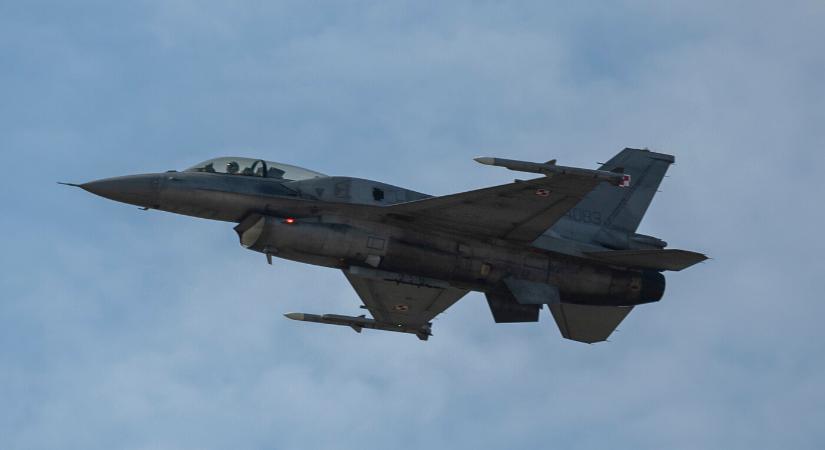 Hollandia a nyáron megkezdi az ukrán pilóták F–16-os kiképzését