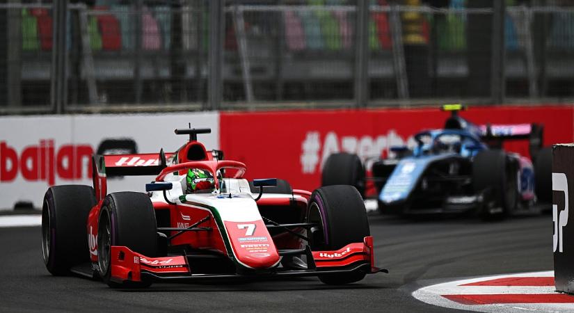 F2: Leclerc autót tört, Mercedes-junior a pole-ban!