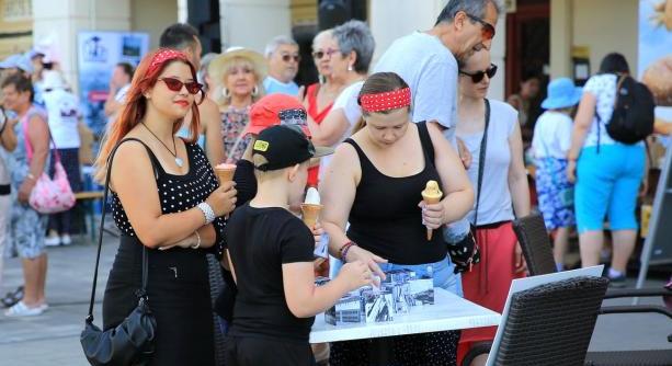 A város vezetése is a Sugárúti Fesztivál mellé állt
