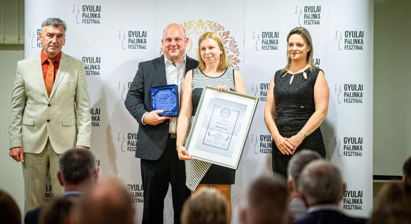 Kihirdették a Brillante Nemzetközi Pálinka- és Párlatverseny eredményeit Gyulán – galériával