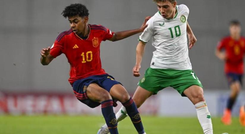 U17-es Eb: hármat rúgtak a spanyolok az íreknek és elődöntősök