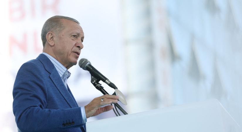 Erdoğan az esélyes, beletörhet a török ellenzék bicskája az illiberalizmus lebontásába