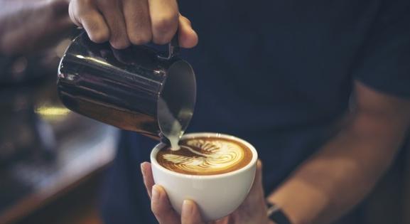 Tarol a koffeinmentes kávé