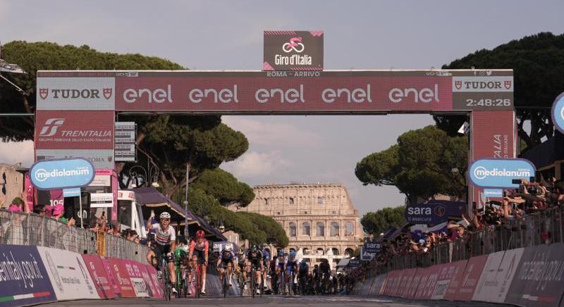 Giro d’Italia 21. szakasz: Mark Cavendish sikere Rómában, Primoz Roglic az összetett győztese