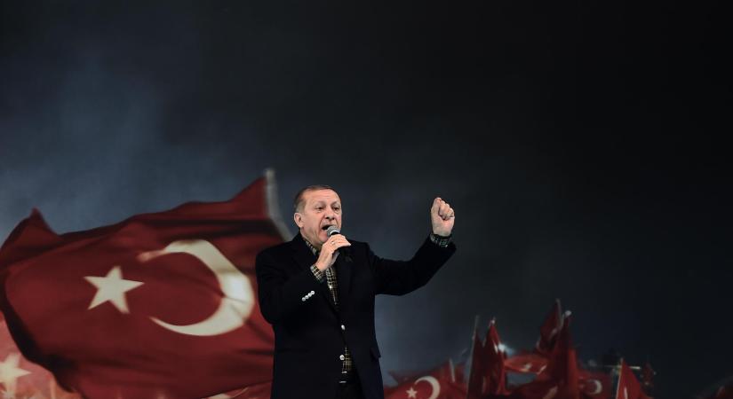 Erdogan vezet az elnökválasztás második fordulójában
