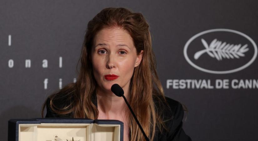 Lázadás Cannes-ban: Macronéknak üzent Justine Triet