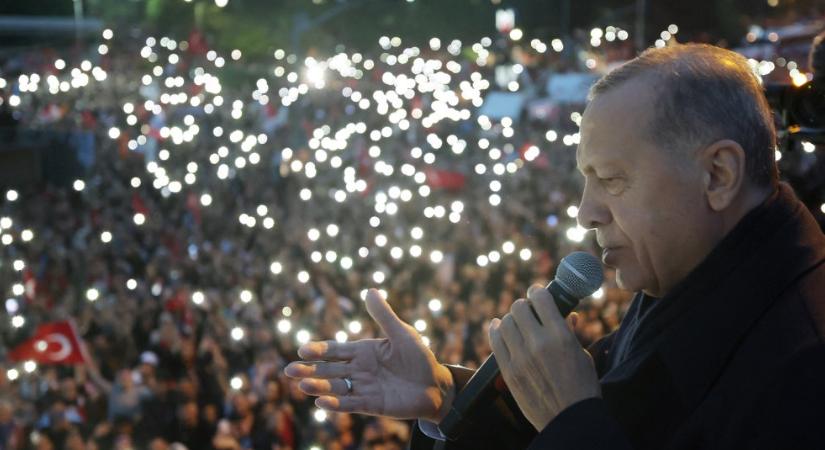 Erdoğan máris bejelentette győzelmét