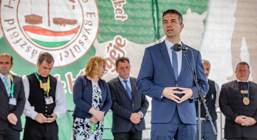 A hagyományok ápolása közösséggé kovácsol