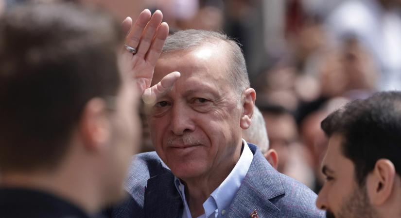 Török választások – Recep Tayyip Erdogan bejelentette győzelmét