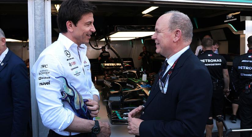 Wolff szerint a Mercedes "borzalmasról nem jóra" javított Monacóban