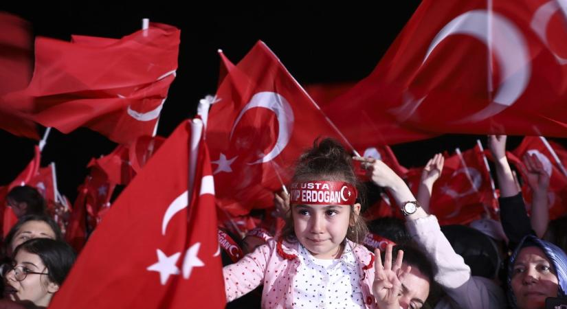 Erdogan: Nyert a demokrácia