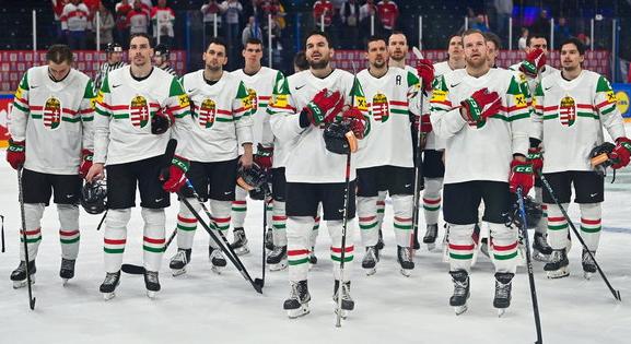 Jégkorong-világranglista: a magyar férfiak a 19., a nők a 10. helyen állnak
