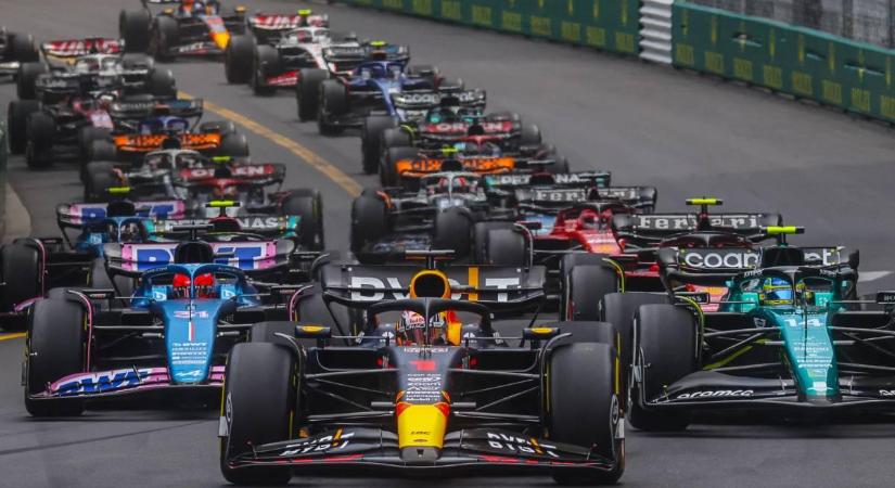 F1: Wolff szerint tönkretenné a sportot, ha szabályokkal lassítanák a Red Bullt