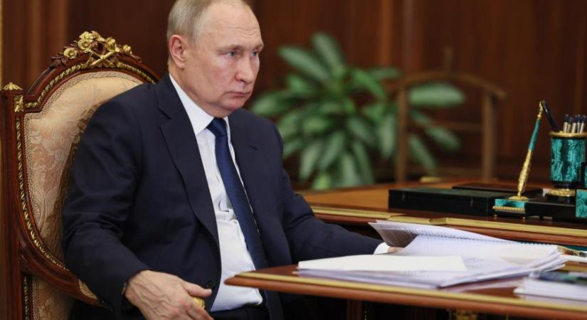 Vlagyimir Putyin aláírta a törvényt, Oroszország felmondta a hagyományos fegyveres erőkről szóló szerződést