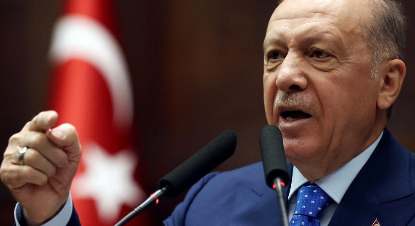 Erdoğan győzelmének hírére mélyrepülésbe kezdett a török líra
