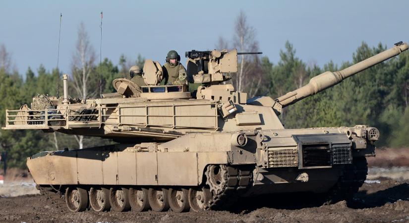 A cseh vezérkari főnök szerint nem lehet kizárni egy Oroszország és NATO közti háborút