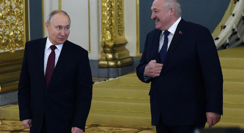 Lukasenka mindenkit atomfegyverhez juttatna