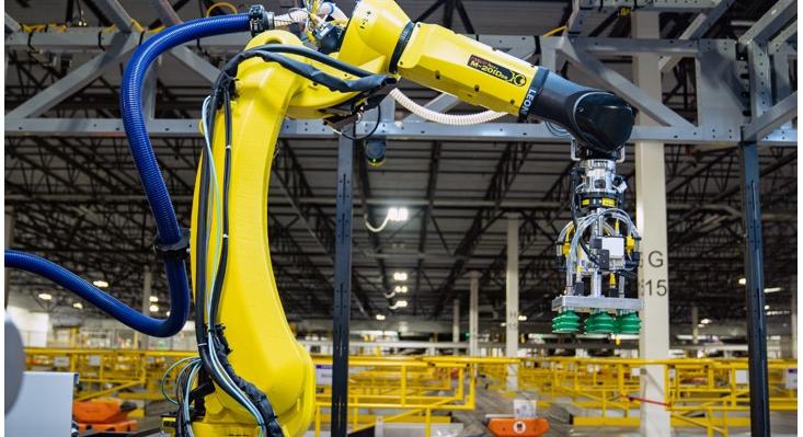 Túl az egymilliárd csomagkezelésen az Amazon raktári robotja