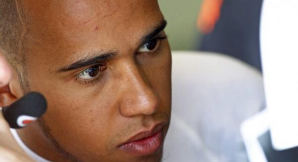F1-Archív: Hamilton nézzen magába