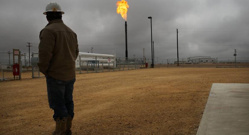Nekimentek az olajmultiknak: mi lesz a benzinárral?