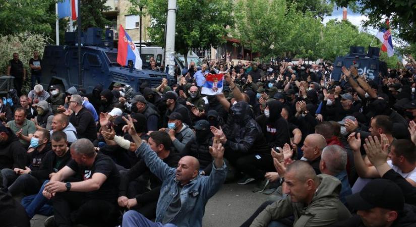 A koszovói zavargás résztvevőinek egy része Szerbiából érkezhetett balhézni