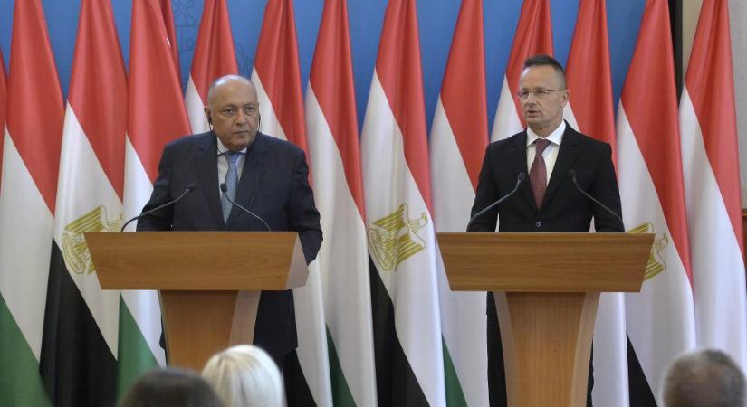 Szijjártó szerint most Egyiptom segíthet védekezni Brüsszel káros politikájával szemben